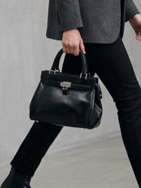 Danier Italian Leather Structured Satchel Handbag Black Ornamental Lock VGC